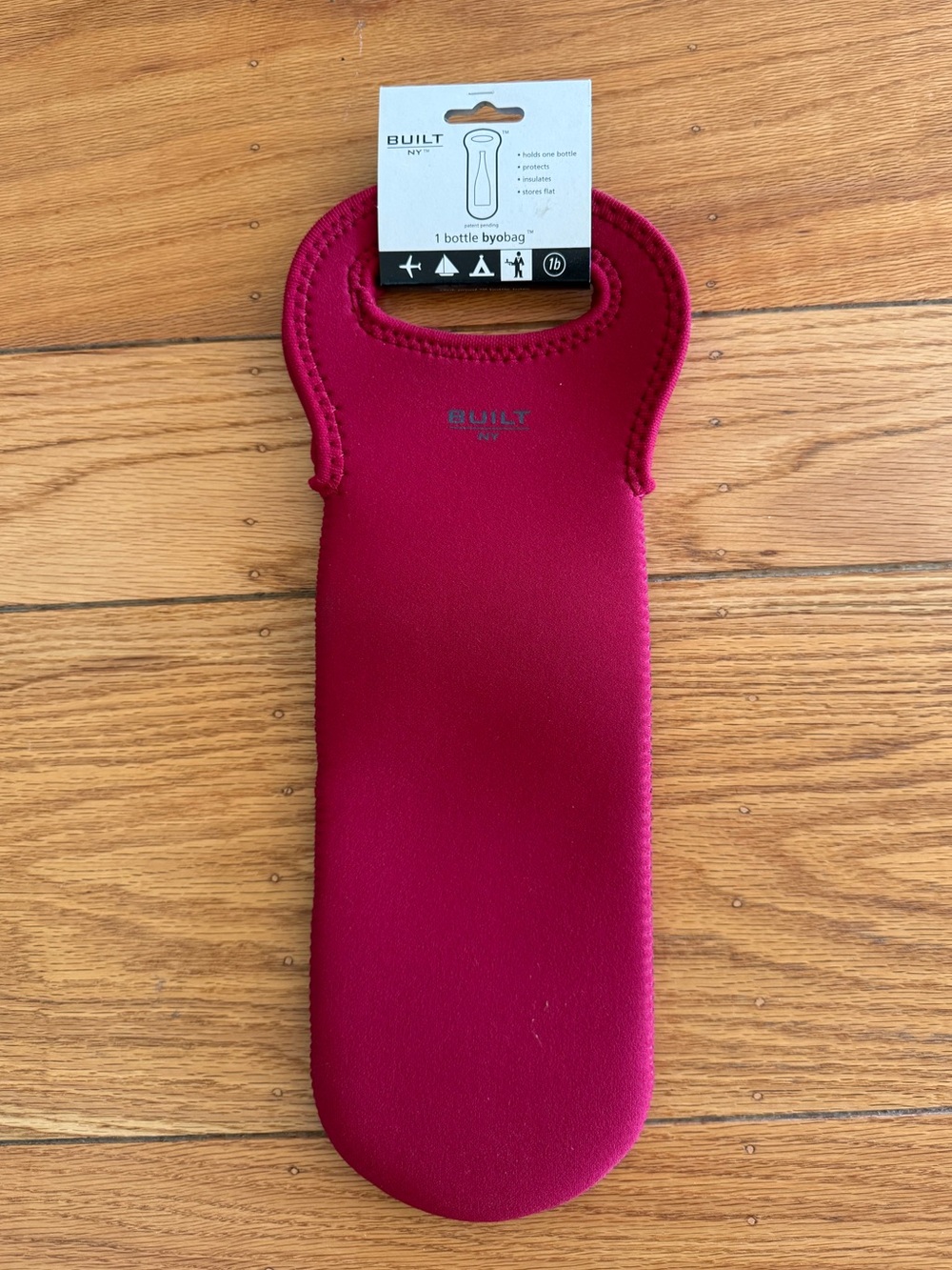Built NY Single Wine Bottle Carrier — Red Neoprene Wine Tote